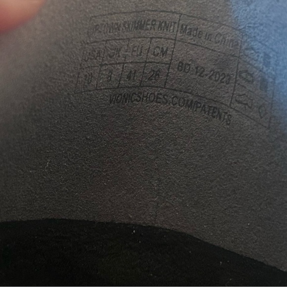 Vionic Uptown Knit Skimmer Flat. Black. Size 10 - Picture 7 of 7